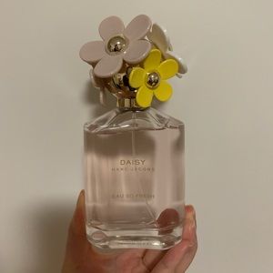 Daisy Eau So Fresh by Marc Jacobs